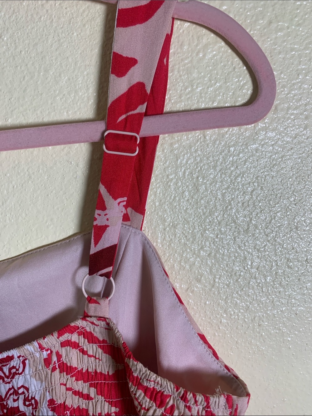 NWT Luxology Pink Red Tropical Print Jumpsuit, Size M - Picture 4 of 9
